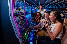 Tampilan gameplay Aviator dengan pesawat dan multiplier real-time